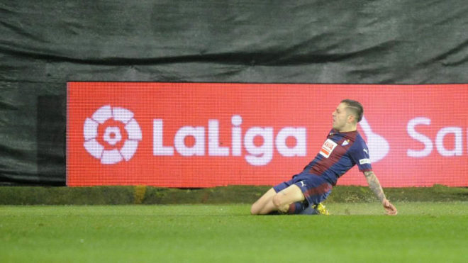 Rubn Pea celebra su gol al Girona.