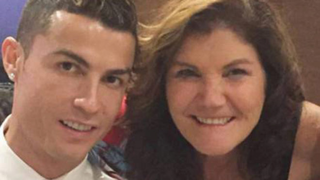 Policía investiga a Cristiano Ronaldo; madre acusa de lesión a su hijo
