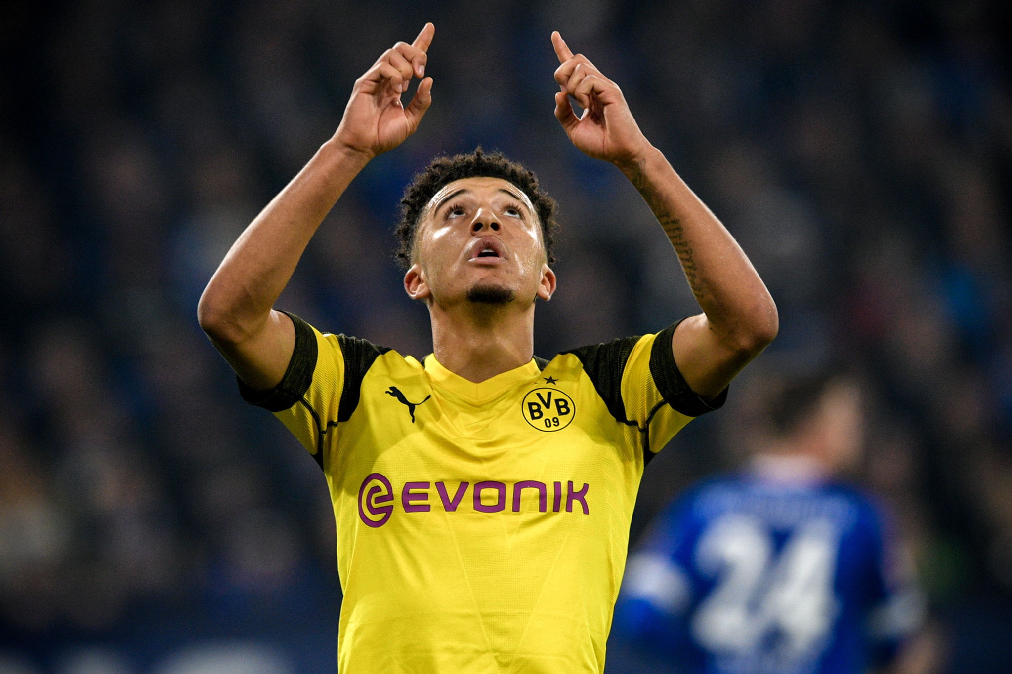Gelsenkirchen (Germany), 08/12/2018.- Dortmunds Jadon Sancho celebrates after scoring the 2-1 lead during the German Bundesliga soccer match between FC Schalke 04 and Borussia Dortmund in Gelsenkirchen, Germany, 08 December 2018. (Alemania, Rusia) EFE/EPA/SASCHA STEINBACH CONDITIONS - ATTENTION: The DFL regulations prohibit any use of photographs as image sequences and/or quasi-video.