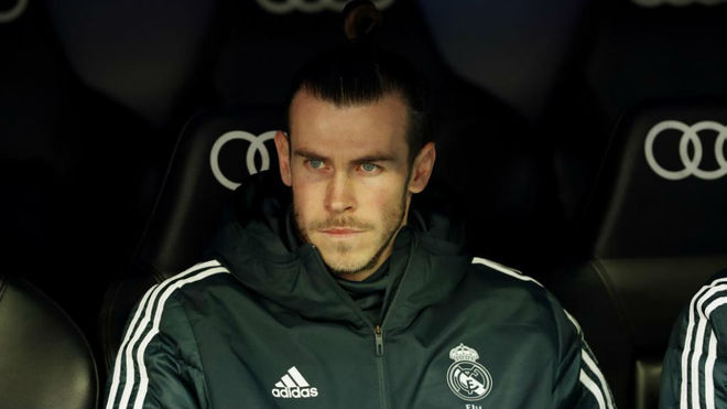 Gareth Bale on the bench last Sunday against Girona.