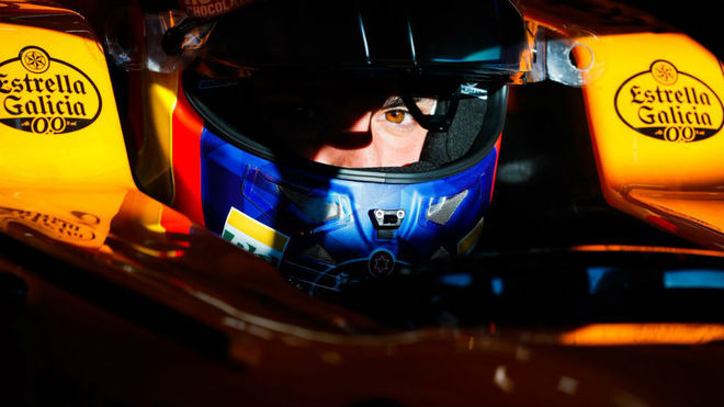 Carlos Sainz during F1 testing at Montmel.