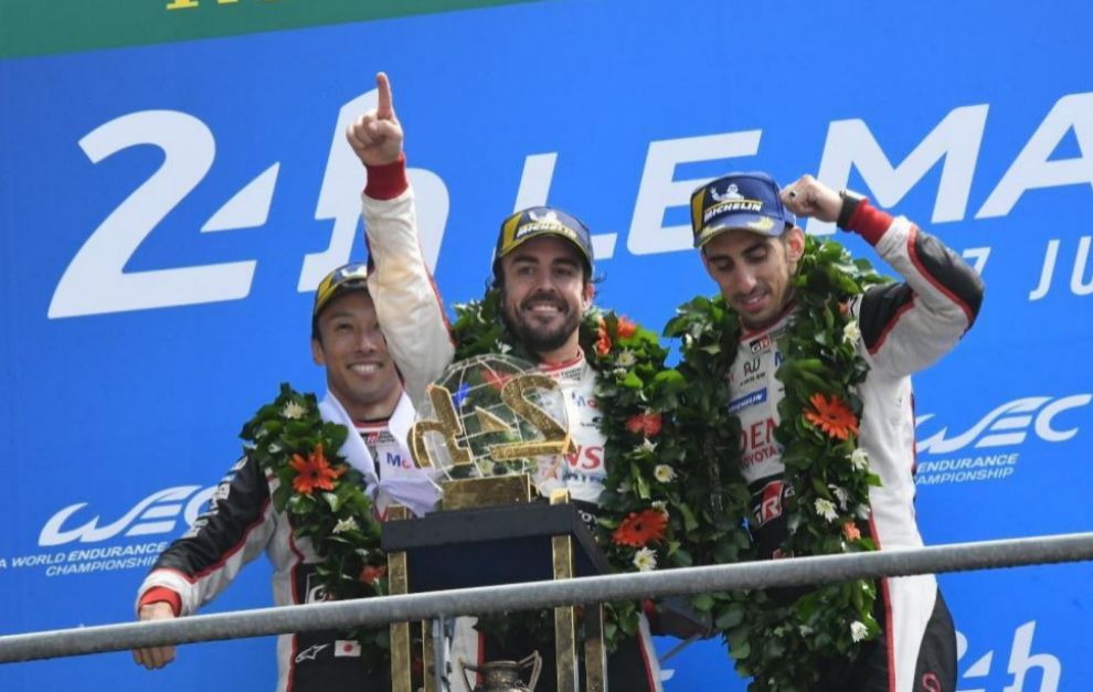 Alonso, Buemi y Nakajima, vencedores de las 24 Horas de Le Mans 2018.