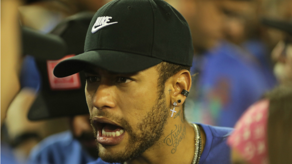 Neymar during PSG&apos;s match with Manchester United.