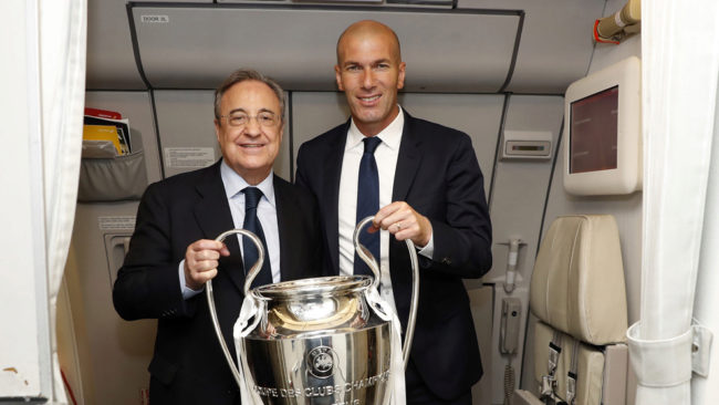 Zidane y Florentino, con la Decimotercera en el vuelo de vuelta de...