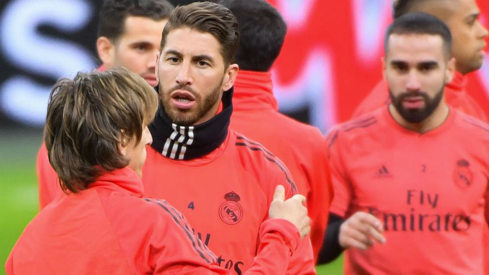 Sergio Ramos alongside Modric during a training session.