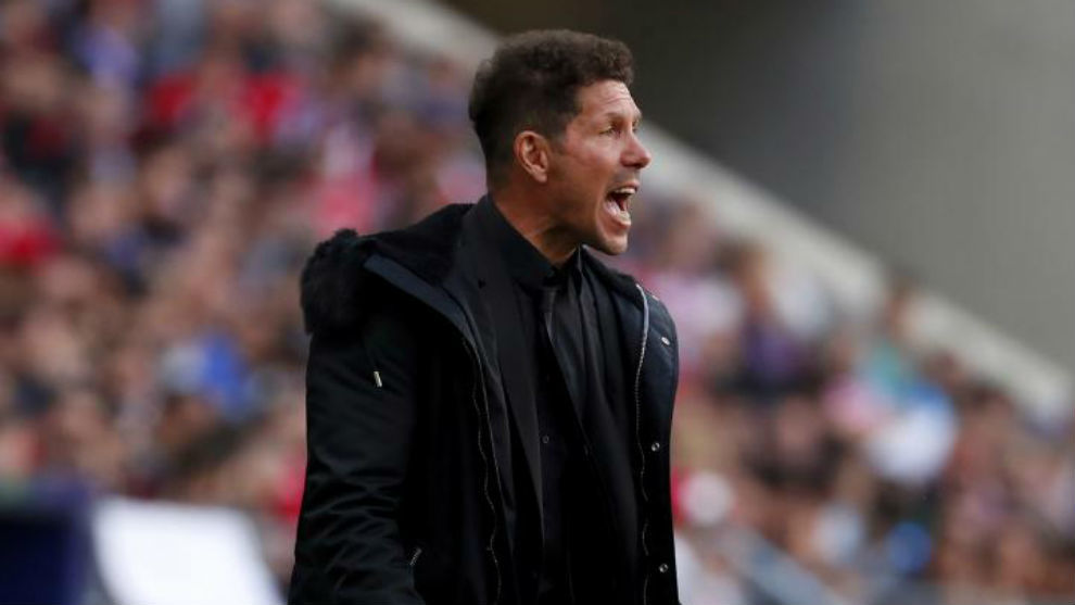 Simeone gives his instructions against Leganes.