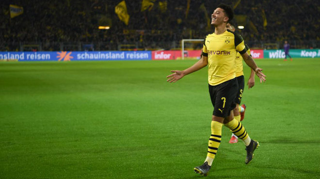 Jadon Sancho celebra un gol con el Borussia Dortmund.