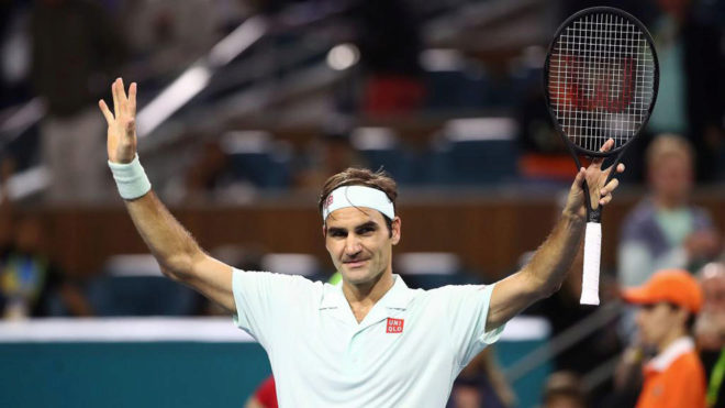 Roger Federer celebra el pase a semifinales del Abierto de Miami.