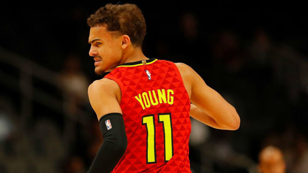 NBA: Trae Young mete presión al ausente Doncic en la lucha ...