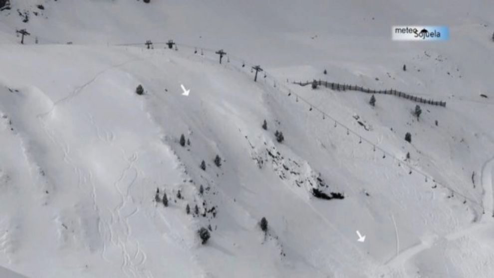 Lugar donde se ha producido el desprendimiento al paso del esquiador