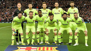El once inicial del Barcelona en Old Trafford.