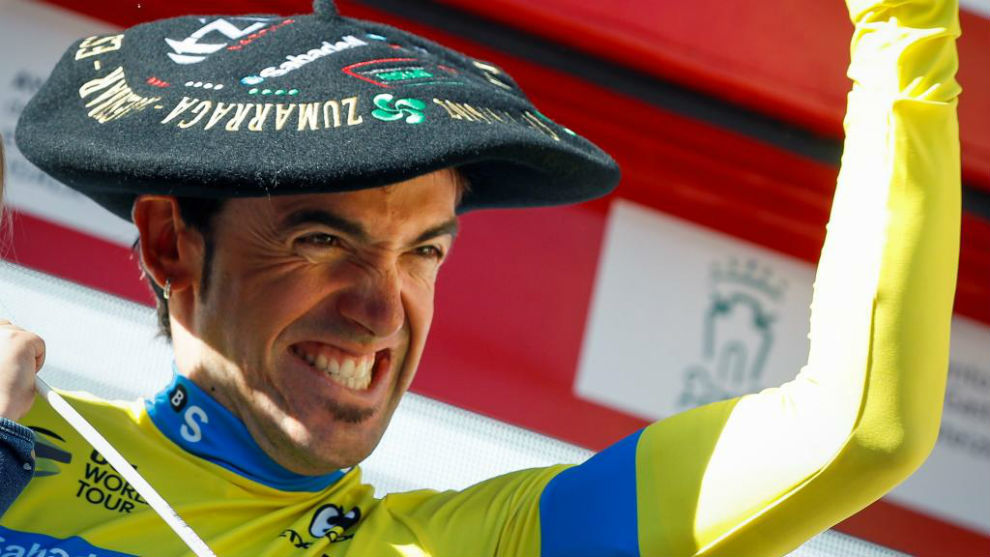 Ion Izagirre celebrando su triunfo en la Vuelta al Pas Vasco.