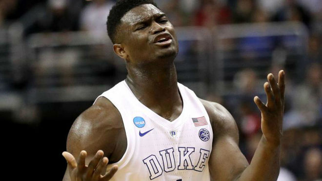 Zion Williamson se lamenta por la derrota de Duke en la NCAA