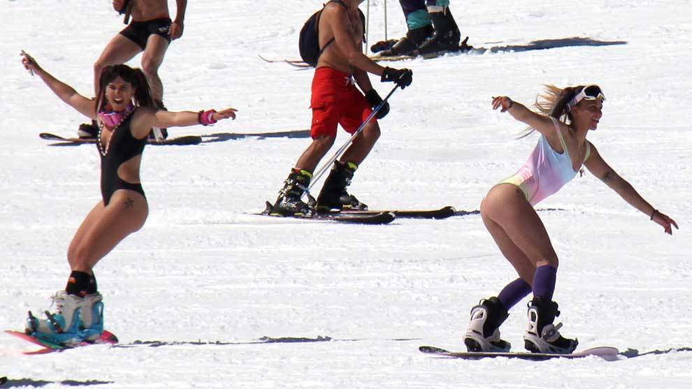 Ms de medio millar de esquiadores y snowboarders particiaron en la...