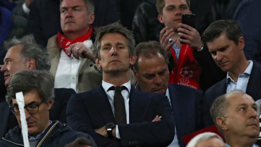Edwin van der Sar watching on from the stands.