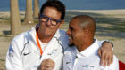Fabio Capello junto a Roberto Carlos.