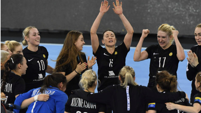 Las jugadoras del Rostov-Don celebran su calificacin para la final...