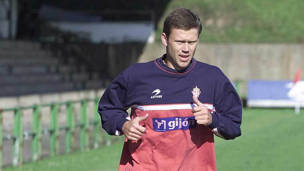 Lediakhov, durante un entrenamiento en Mareo en el ao 2002