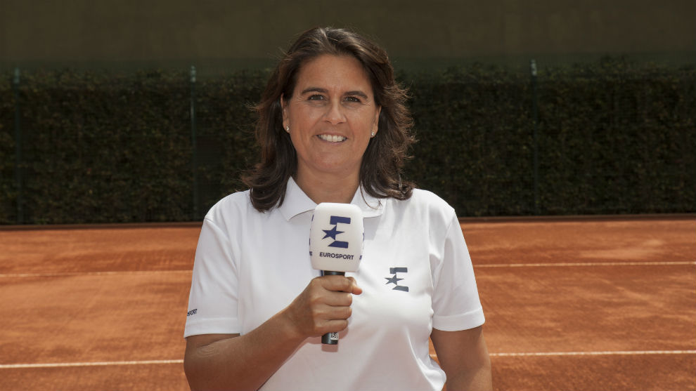 Conchita Martnez, comentarista de Eurosport en Roland Garros