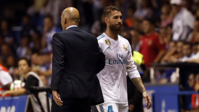 Ramos y Zidane, durante un partido.