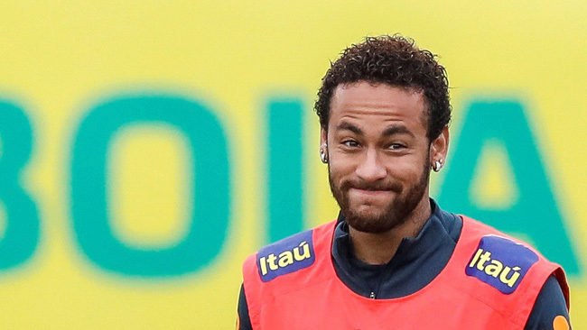 Neymar, en un entrenamiento con la seleccin brasilea