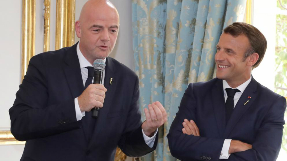 Gianni Infantino y Emmanuel Macron.