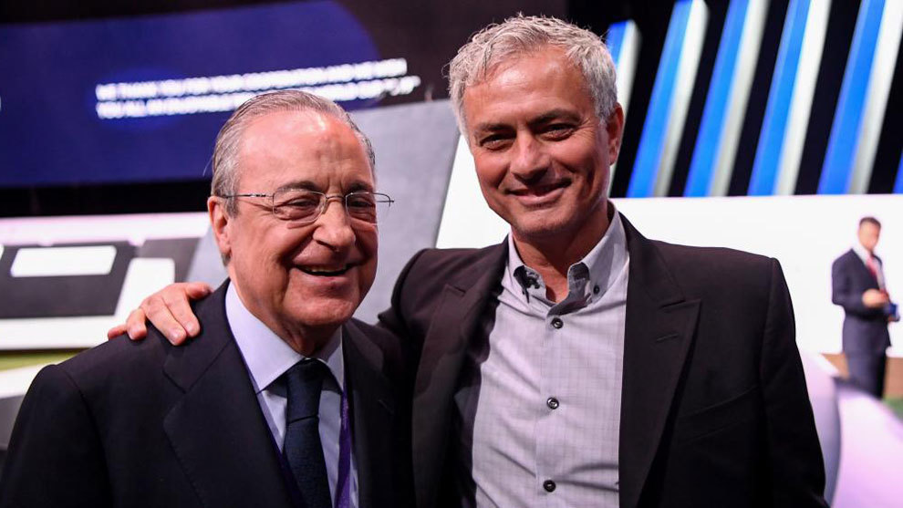 Florentino Prez y Jos Mourinho posan sonrientes este mircoles en...