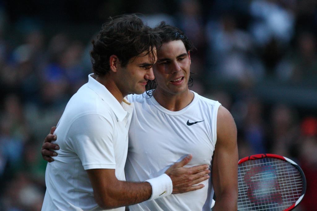 Federer felicita a Nadal tras ganar la final de Wimbledom