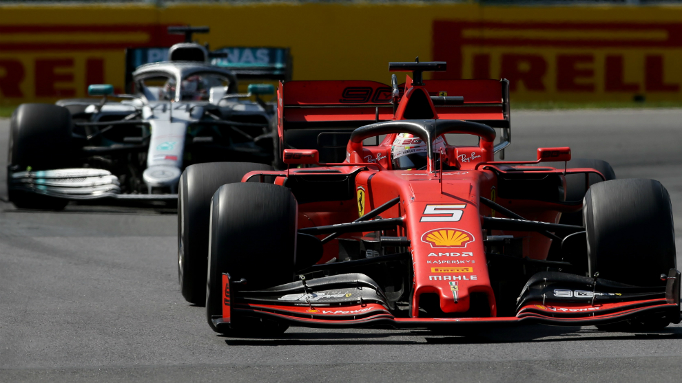 Vettel, por delante de Hamilton.