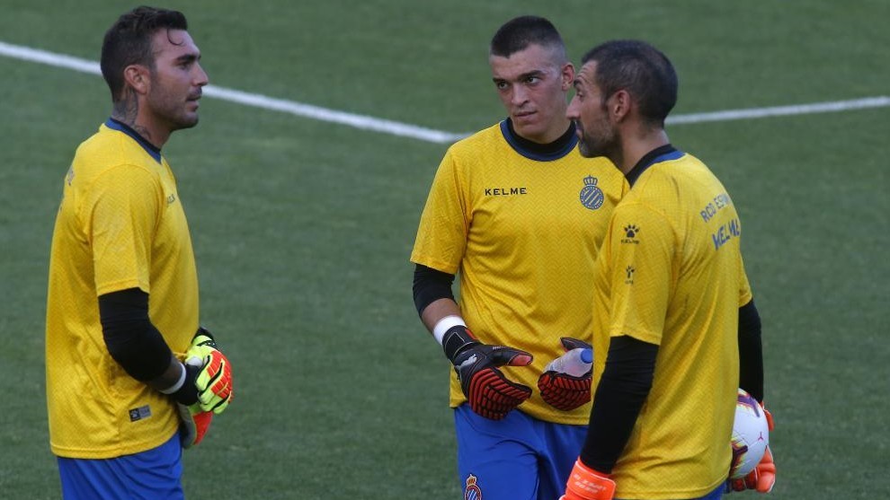 Edu Frias, con Roberto y Diego Lpez, en una sesin de la temporada.