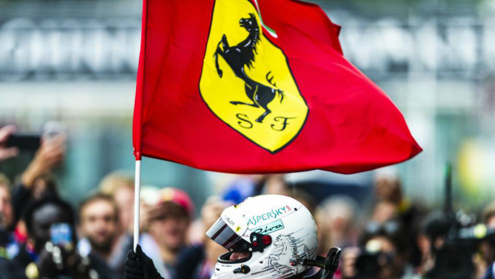 En Maranello izan la bandera de Ferrari como si Vettel hubiera ganado