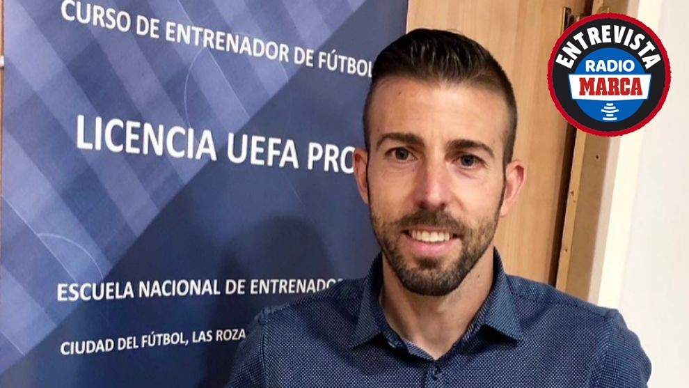 Educación moral comerciante Diploma Luis García: "¿Entrenar en el Barça? Ni loco, mi sueño es hacerlo con el  Espanyol" | Marca.com