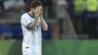 Leo Messi se lamenta con Argentina.