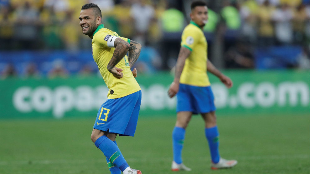 Desviar arco Ejemplo Copa Africa 2019: Dani Alves iguala a Pelé y hace historia con Brasil en la  Copa América | Marca.com