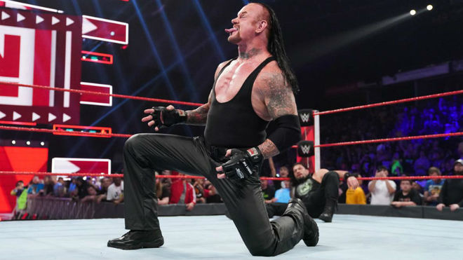 Undertaker desata la locura en Raw.