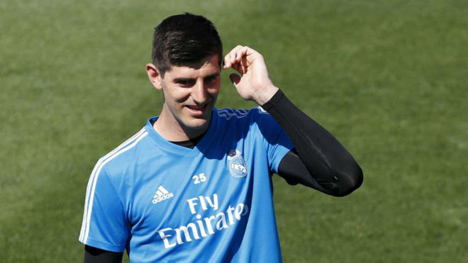 Thibaut Courtois during a Real Madrid training session.