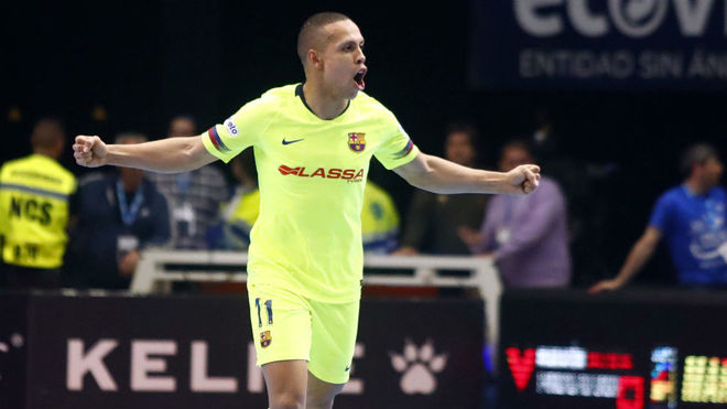 Ferrao celebra un gol esta temporada con el Barcelona.