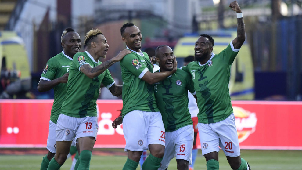 La seleccin de Madagascar celebra el gol de Ibrahim Amada.