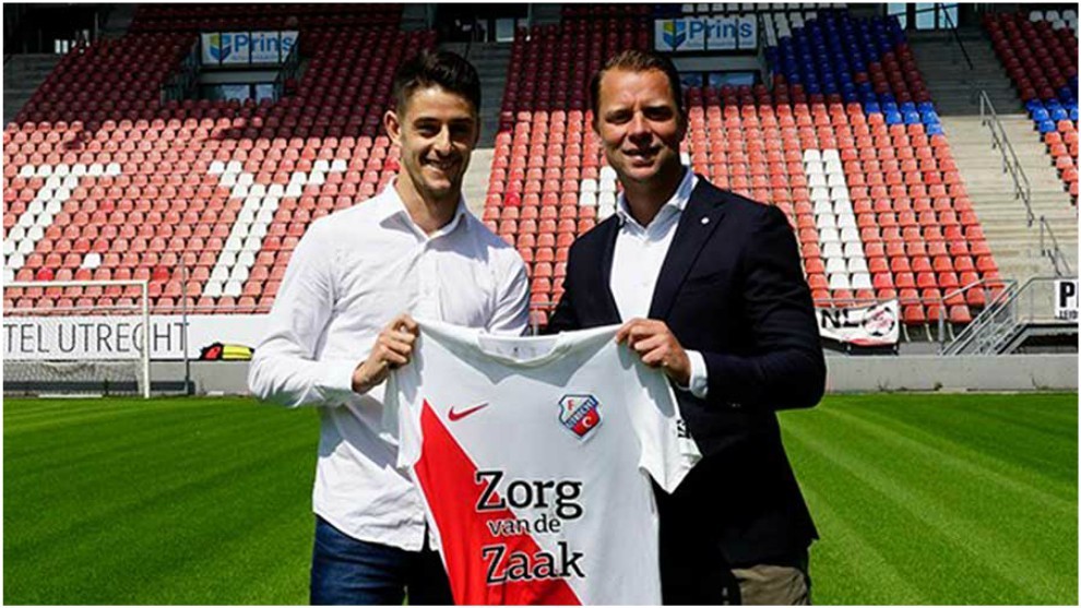 Dalmau, junto a Jordy Zuidam, director de fútbol del FC Utrecht.