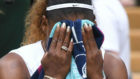Serena se tapa la cara con la toalla
