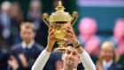 Djokovic, con el trofeo de campen