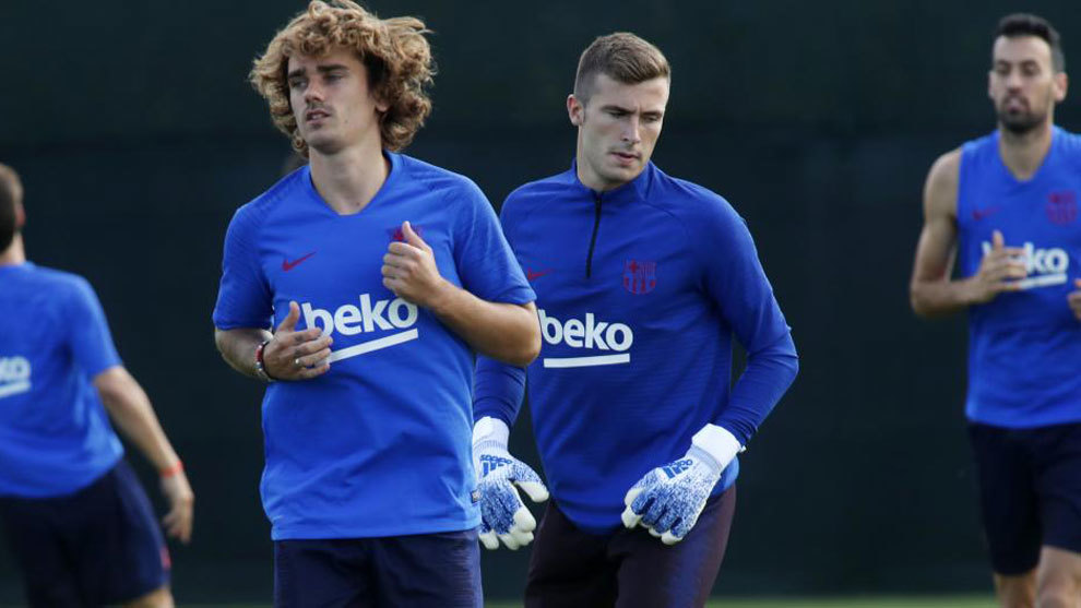 Griezmann training with Barcelona.