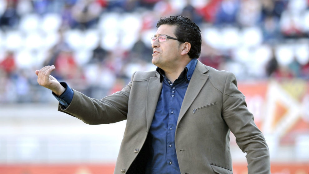 Iaki Alonso, entrenador del Deportivo Alavs B.