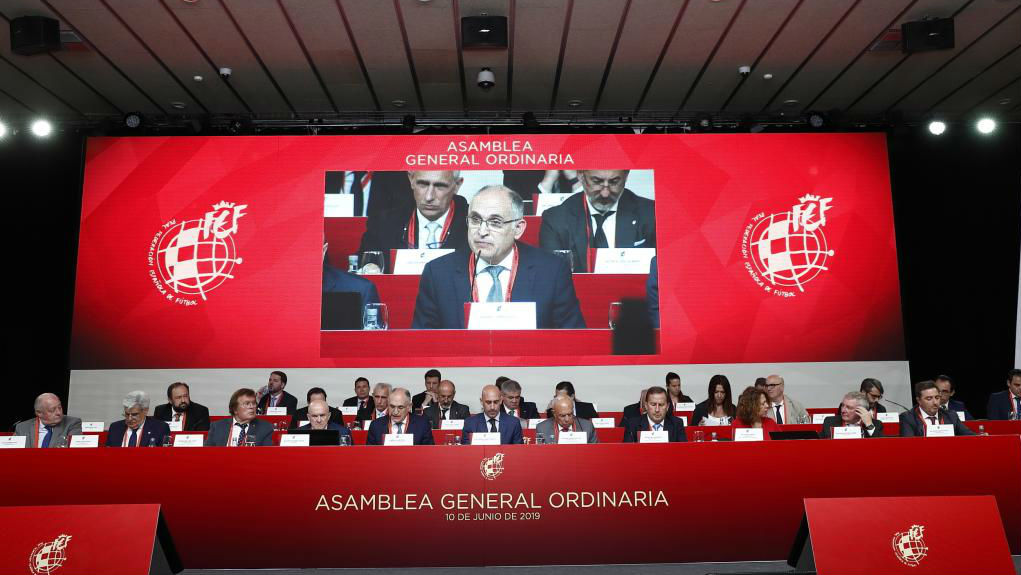 El secretario general de la RFEF, Andreu Camps, durante la Asamblea.