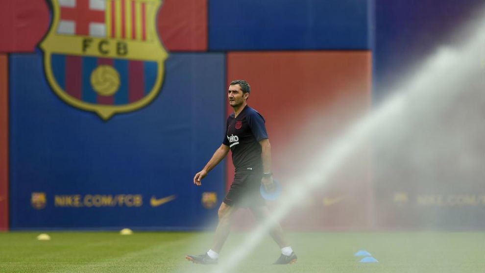 Ernesto Valverde at Barcelona&apos;s training centre.