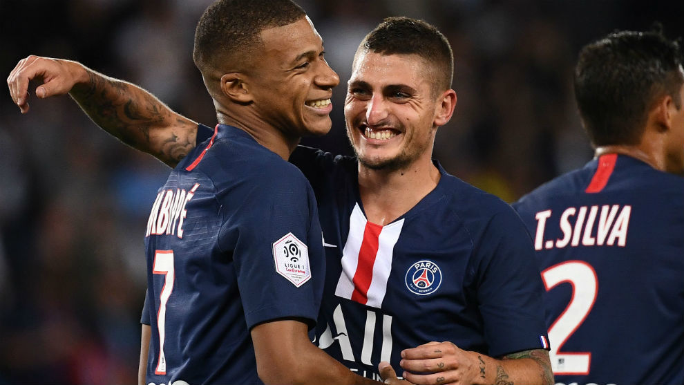 Kylian Mbappe and Marco Verratti celebrate the Frenchman&apos;s goal.