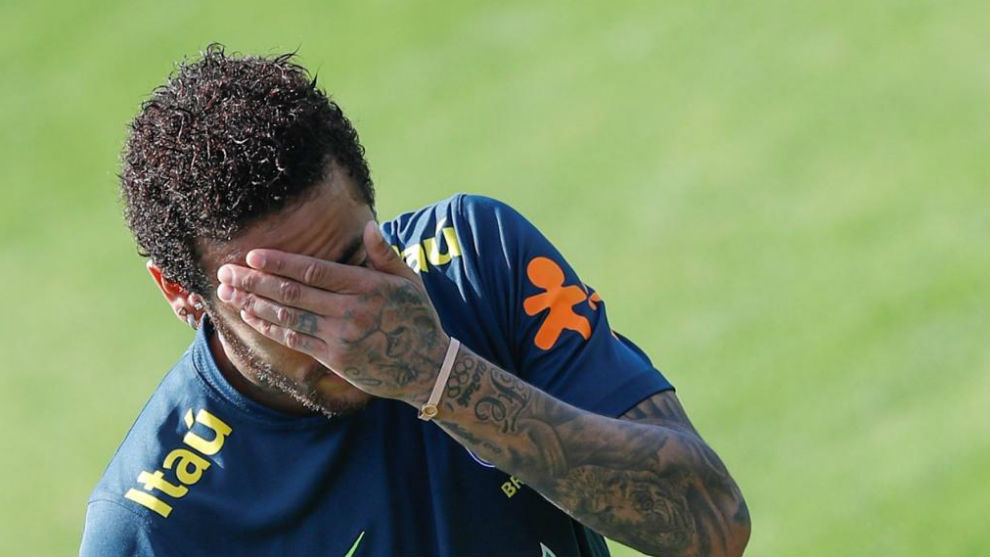 Neymar whilst with the Brazilian national team.