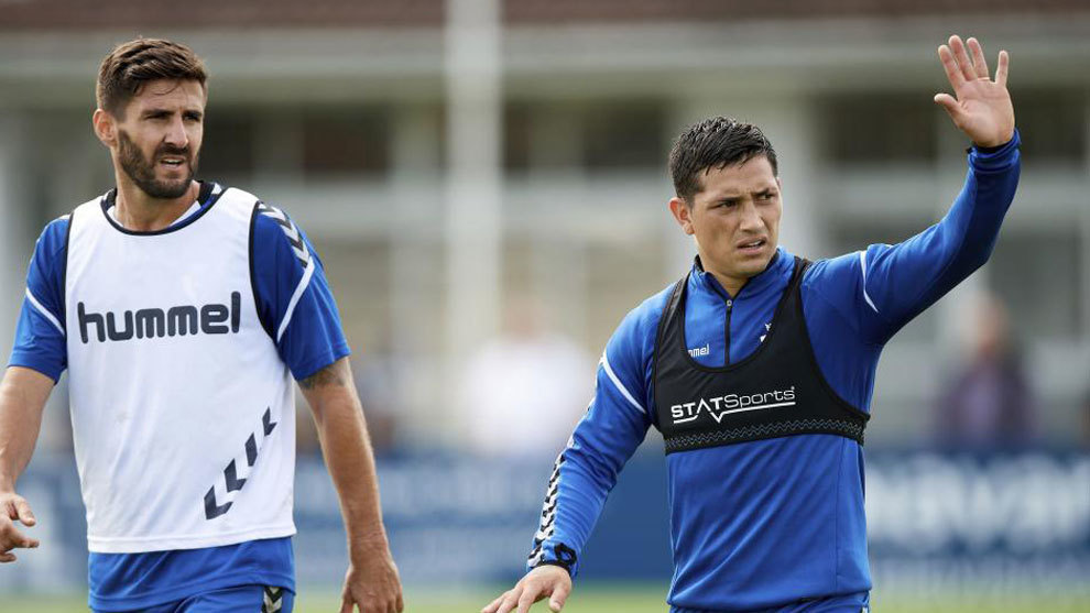 Chimy, junto a Ral Navas, en un entrenamiento con Osasuna.