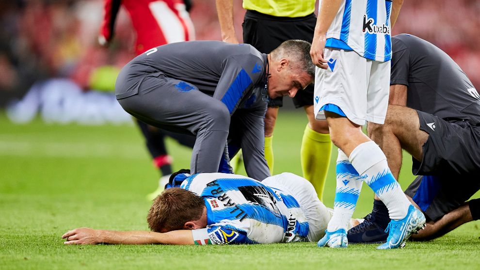 Asier Illarramendi in pain on the pitch at San Mames.