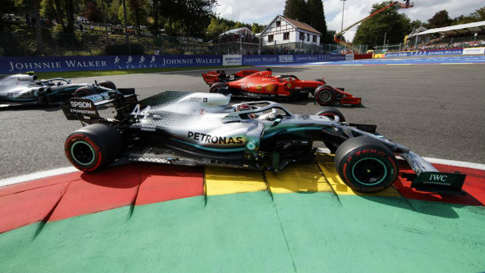 Hamilton pasa a Vettel en Spa.
